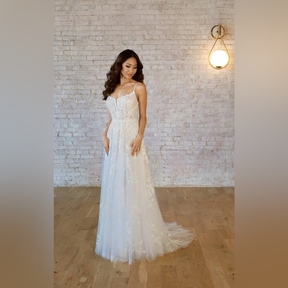 Stella York 7447 - Picture 10 of 14